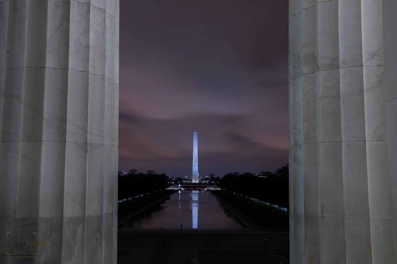 DCG - Morning Monuments Sightseeing Bus Tour with Washington Monument Ticket