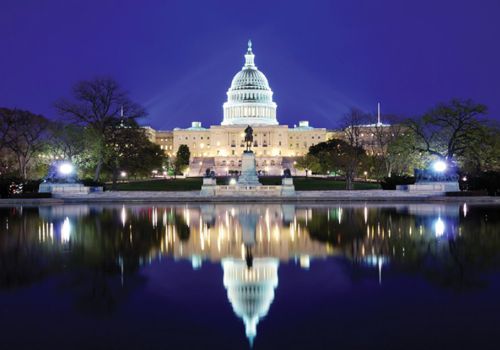 National Mall Night Tour with Stops at 10+ Top Monuments & Memorials