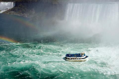 Toronto To Niagara Falls Small Group Private Tour (1-10 people)