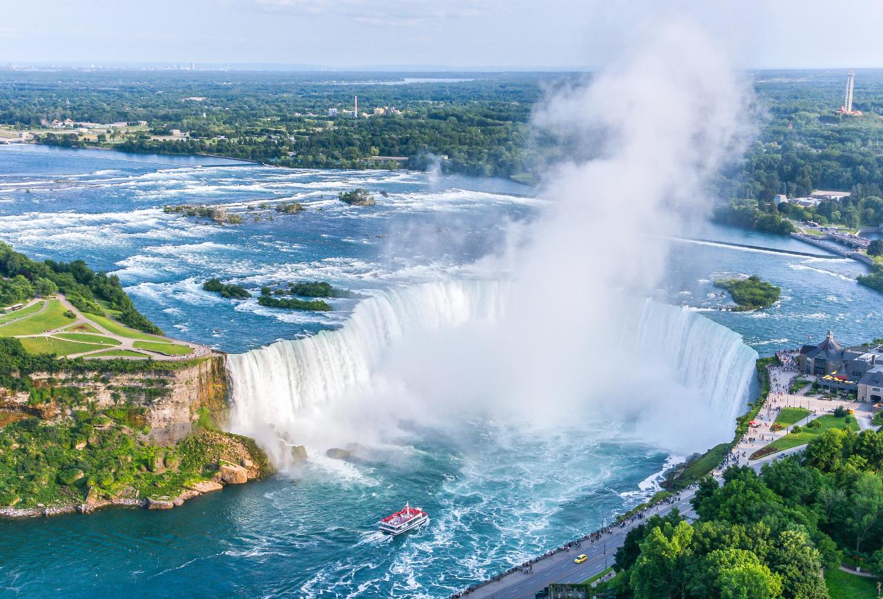 Best Value Milton to Niagara Falls Day Tour (Pickups From Milton)