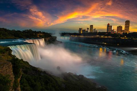 dbd730a7651a490f899873ba083acd3bNiagara_Falls_med