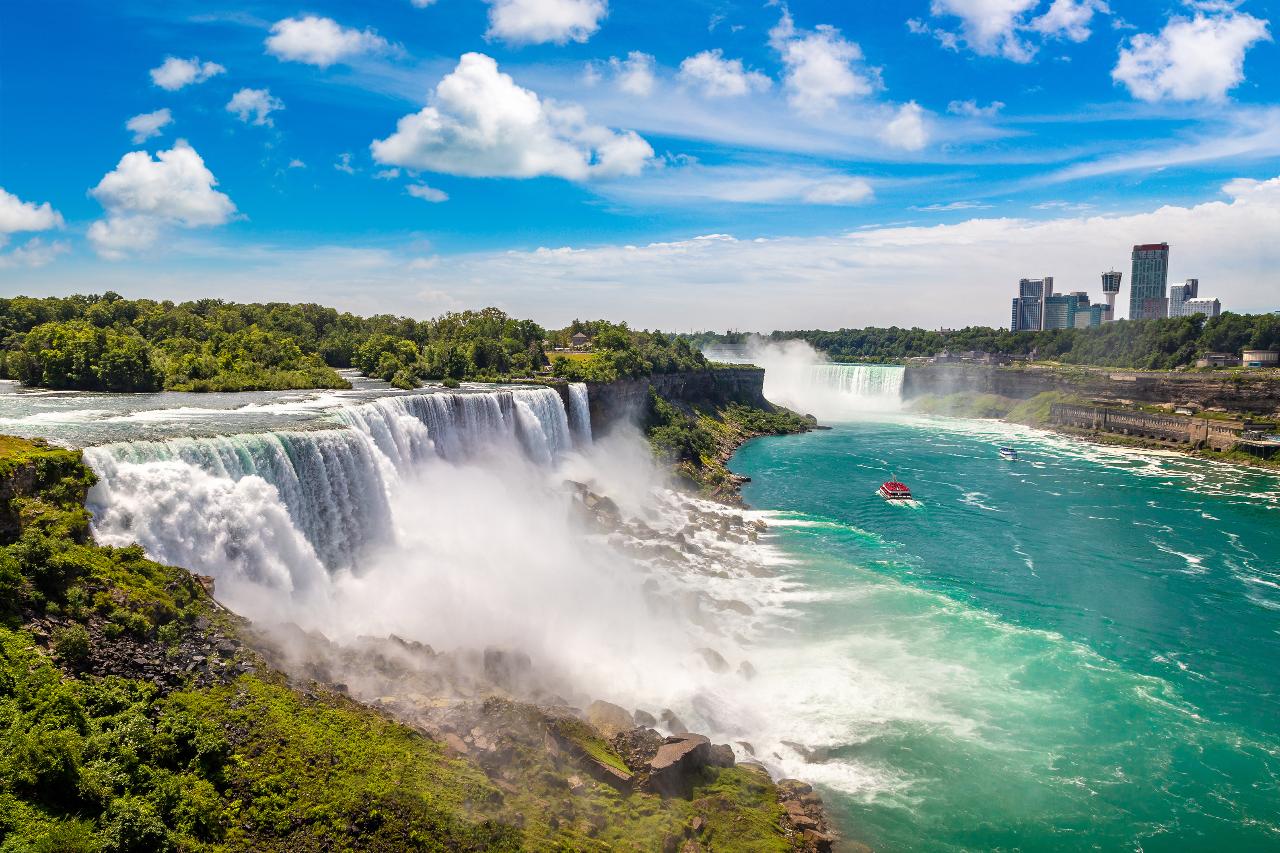 Richmond Hill To Niagara Falls Custom Private Tour (1-28 People)