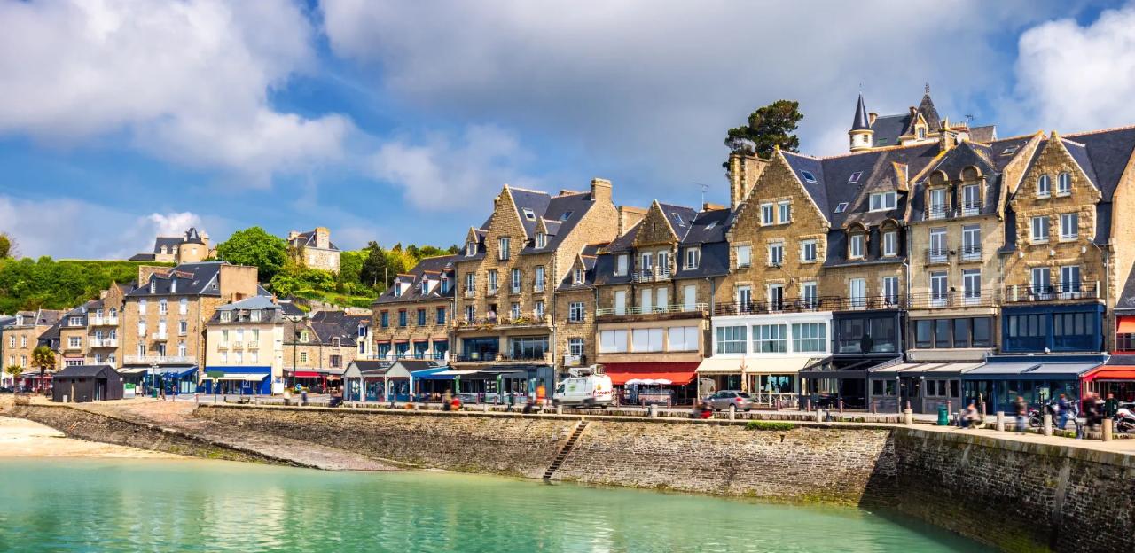 De Saint Malo à Cancale en sidecar vintage