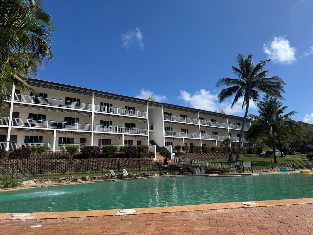 K’gari (Fraser Island) 4–6 Person Eurong Beach Resort Motel Package – Brisbane Collection (Self-Drive Adventure)