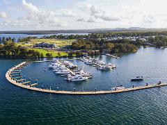 Flight 15a - 8 at Trinity Lake Macquarie - Fly & Dine Lunch Package (Gift Card)