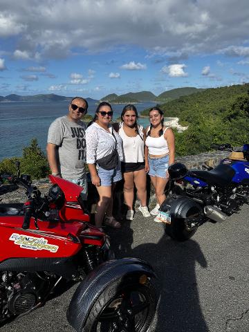 3859af8ca45f41c585c64f4bcd600bb2IMG_1585