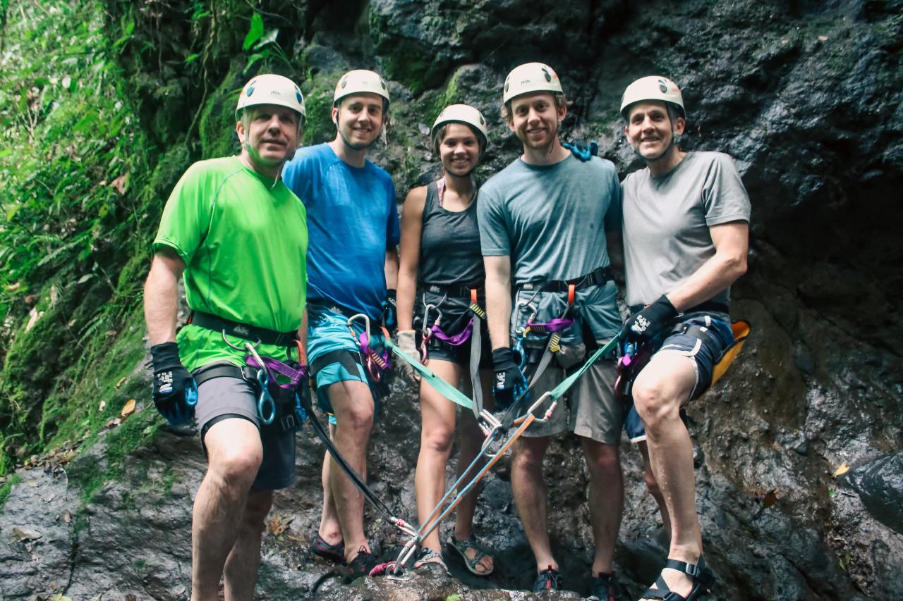Tour de Canyoning en Sitio Mata
