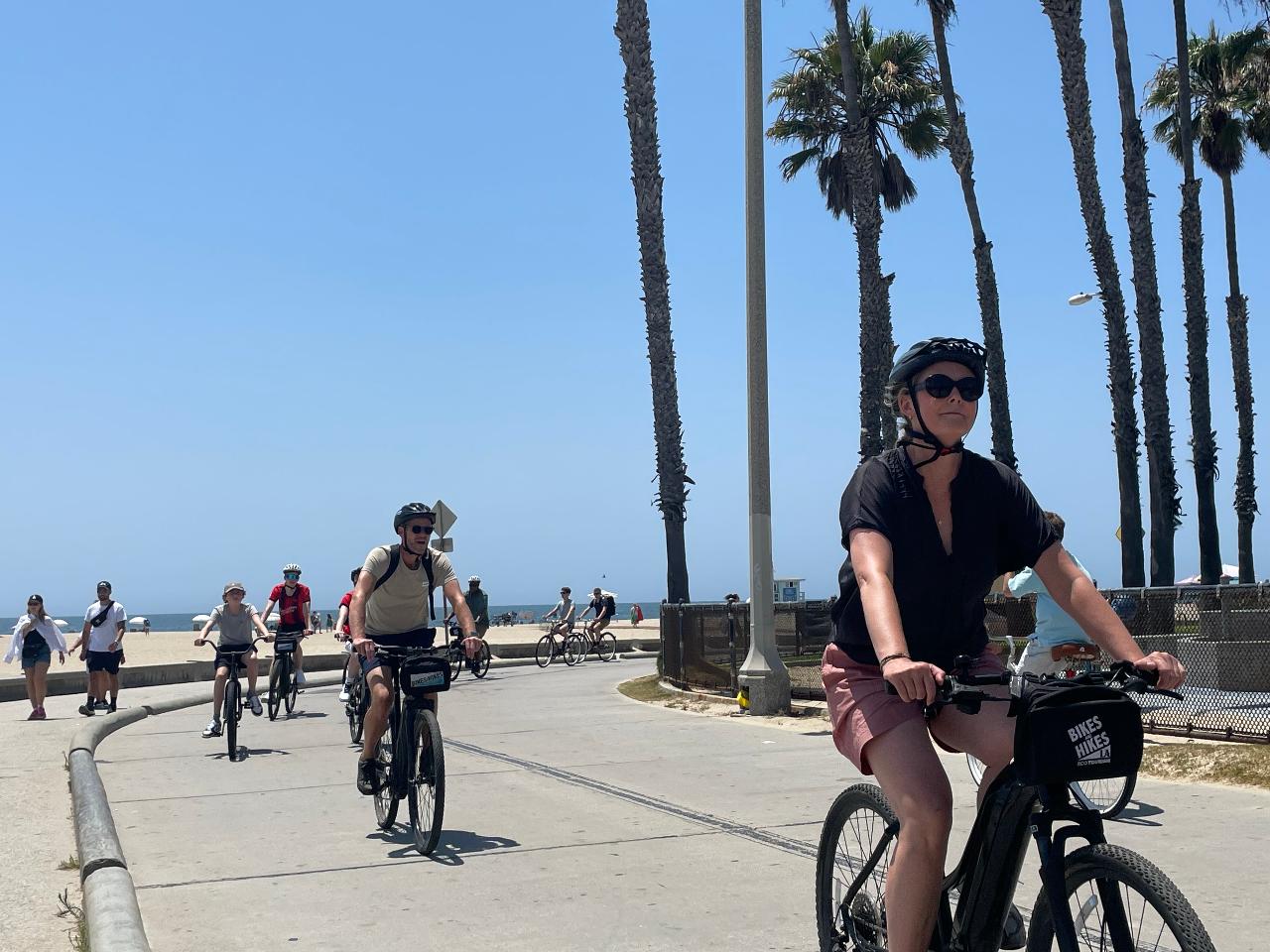 PRIVATE Santa Monica and Venice Beach Bike Tour