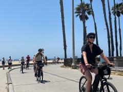 PRIVATE Santa Monica and Venice Beach Bike Tour