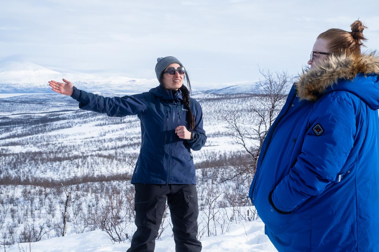 Arctic Morning - Snowshoe Experience