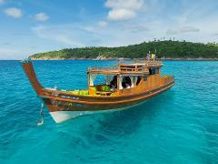 Coral Island Afternoon Escape — Private Luxury Longtail