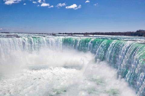 Scarborough To Niagara Falls Custom Private Tour (1-28 People)