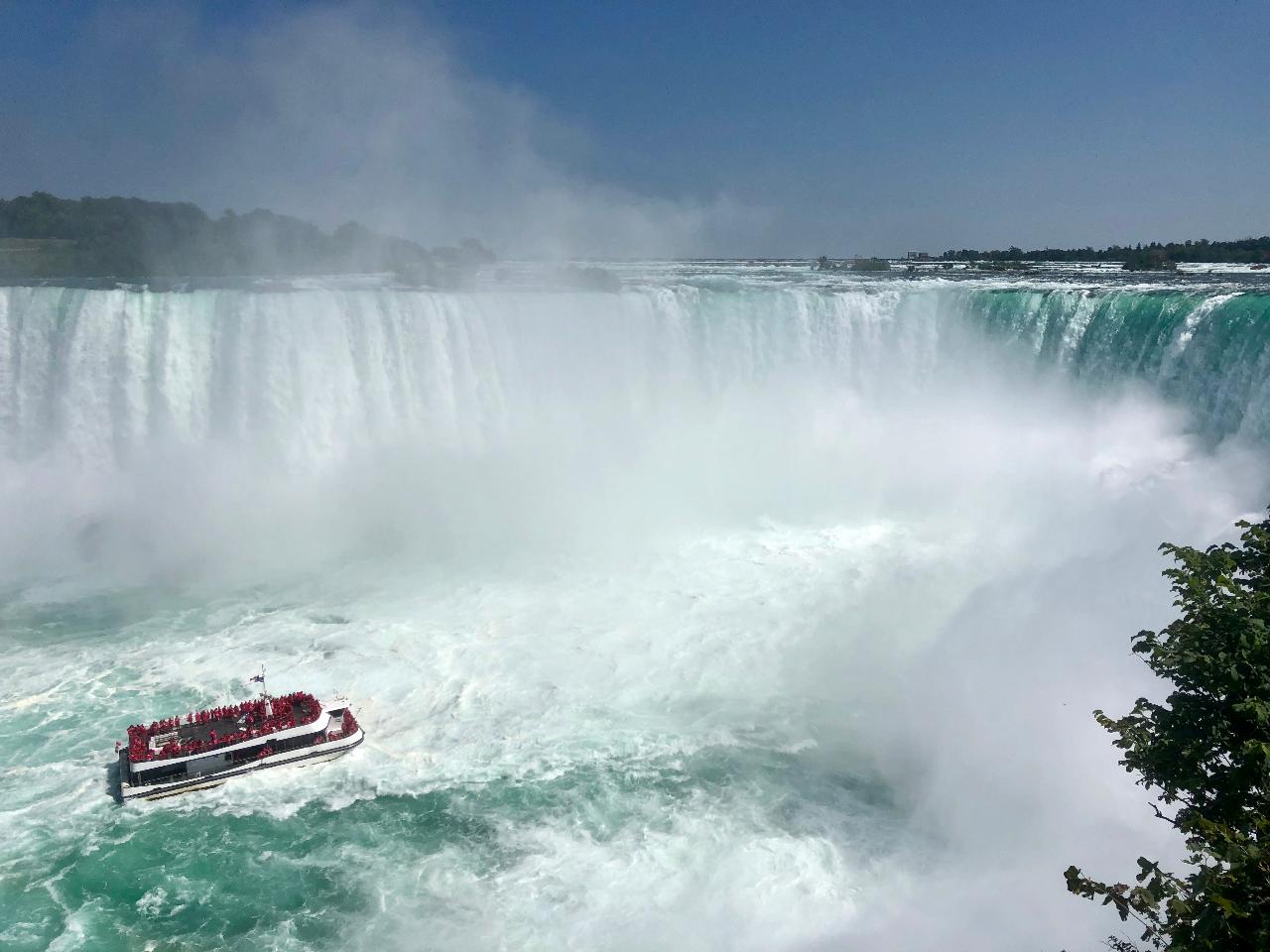 Toronto To Niagara Falls Small Group Private Tour (1-10 people)