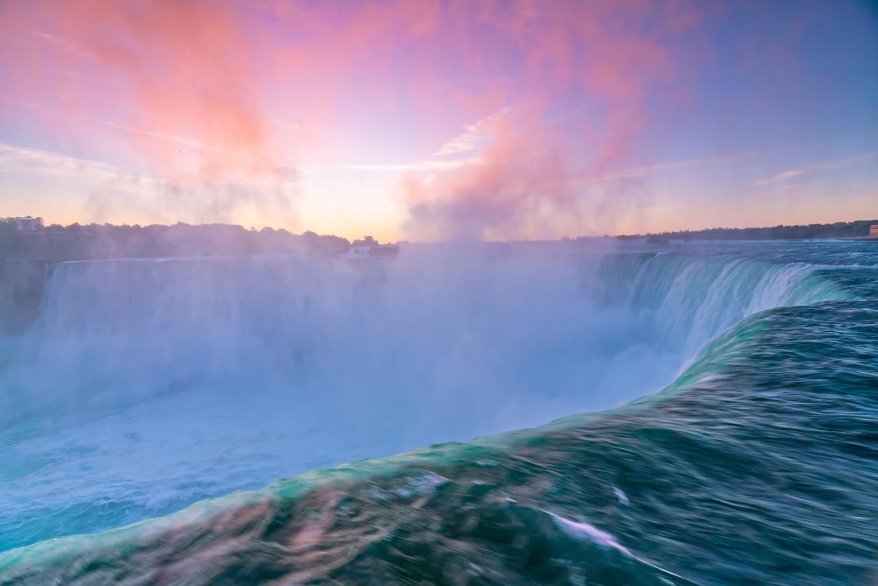 Scarborough To Niagara Falls Half Day Custom Private Tour (upto 6 people)