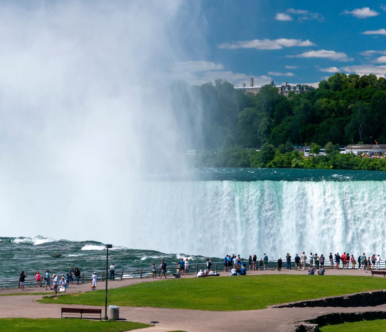 North York To Niagara Falls Small Group Custom Tour Upto 6 people