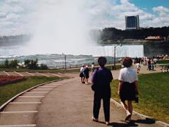 Oakville To Niagara Falls Small Group Custom Tour (1-6 people)