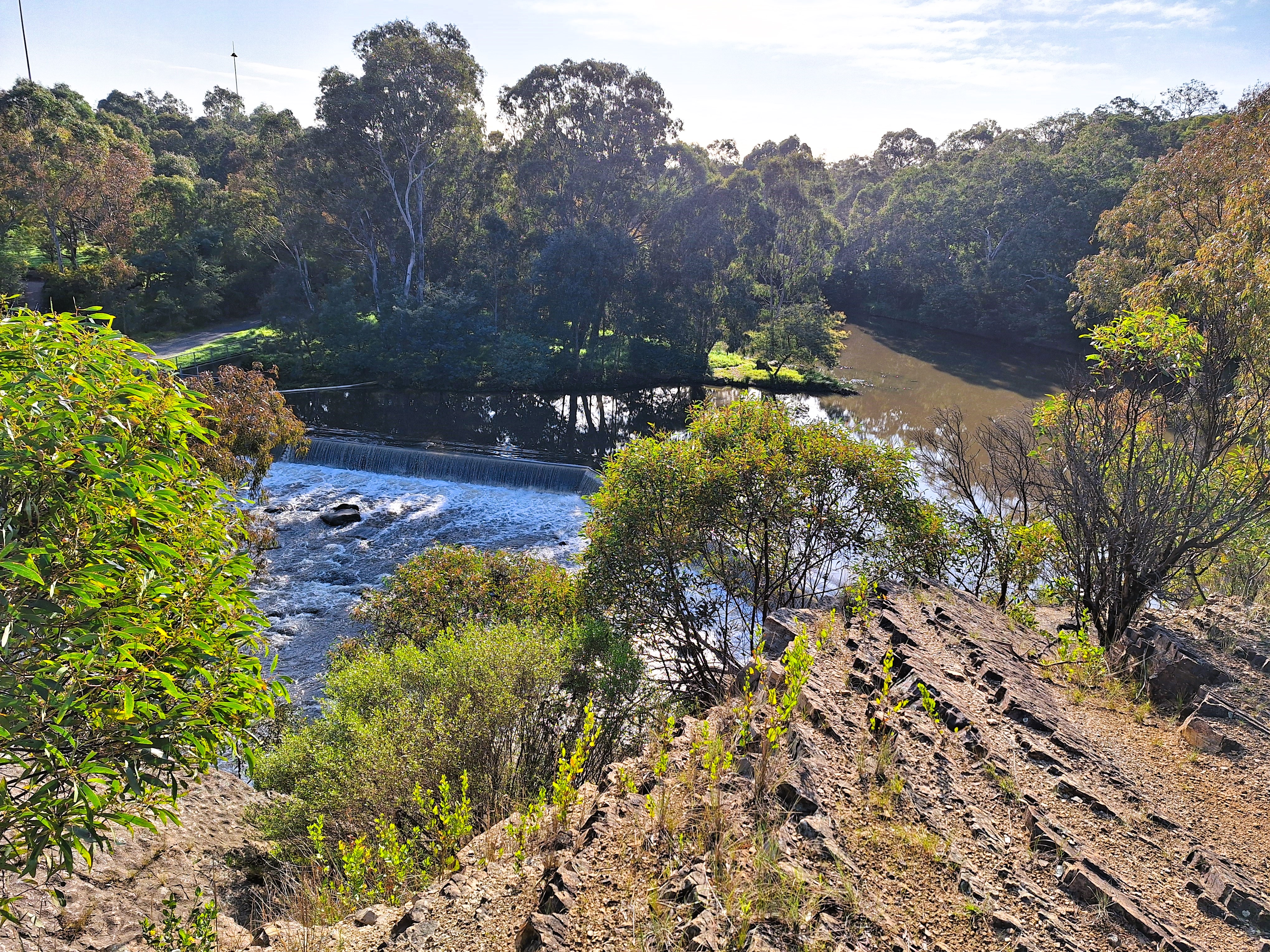 Melbourne Tour: Walk the Yarra to the Historic Fairfield Boathouse