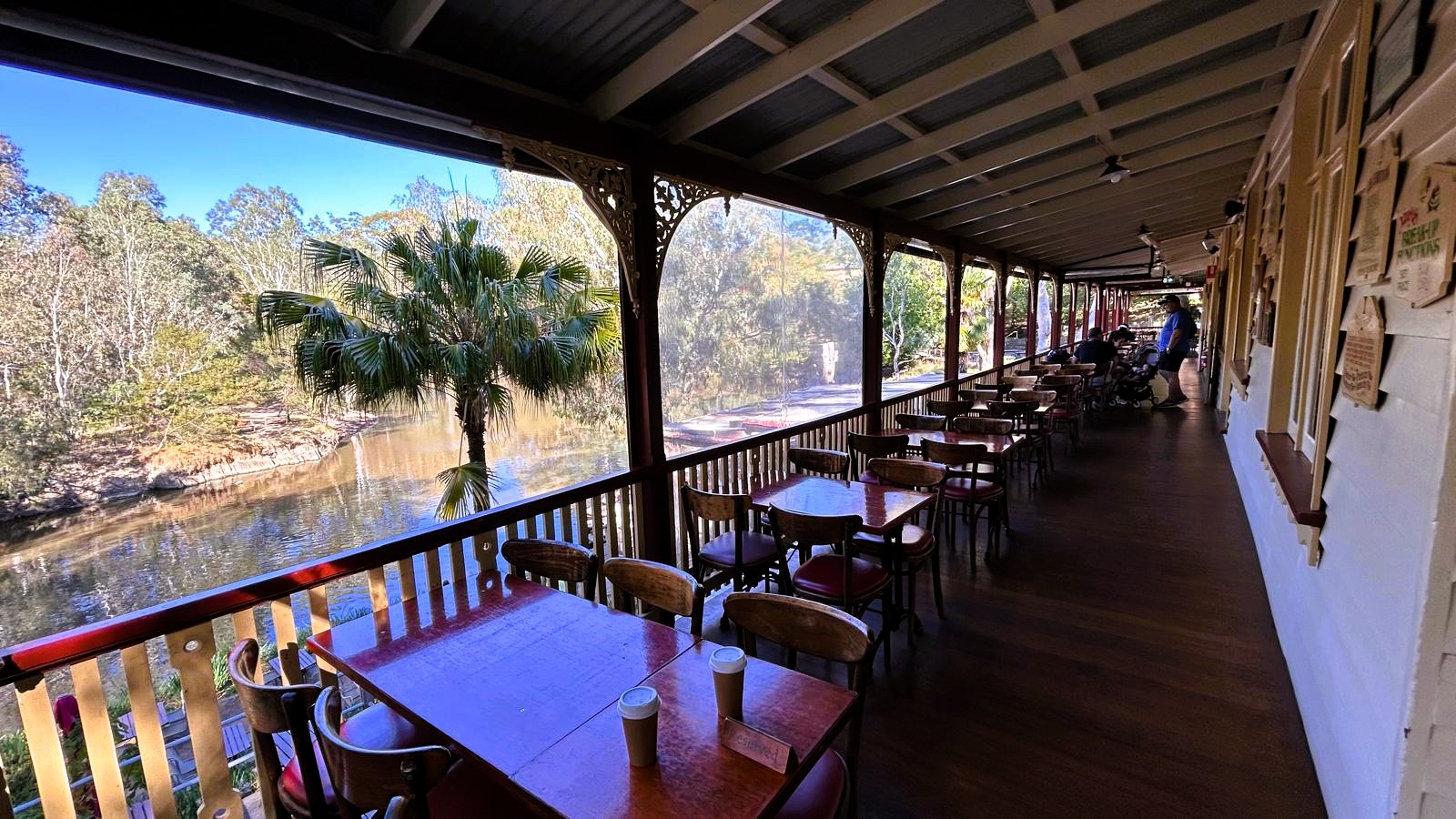 Melbourne Tour: Walk the Yarra to the Historic Fairfield Boathouse