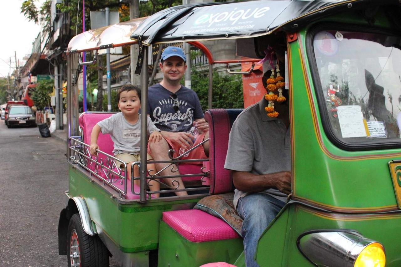 Family Canal & Tuk Tuk Adventure - Private Tour