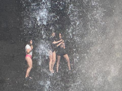 13fb8f6cc4114933af13ff292ef1ffdcIMG_9218