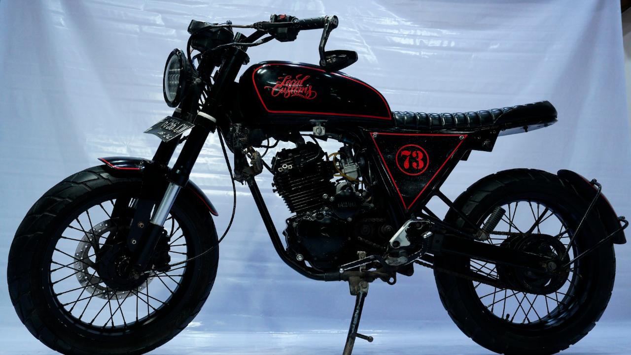 Yamaha Red Scorpio
