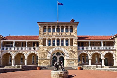 gettyimages_148854721_612x612