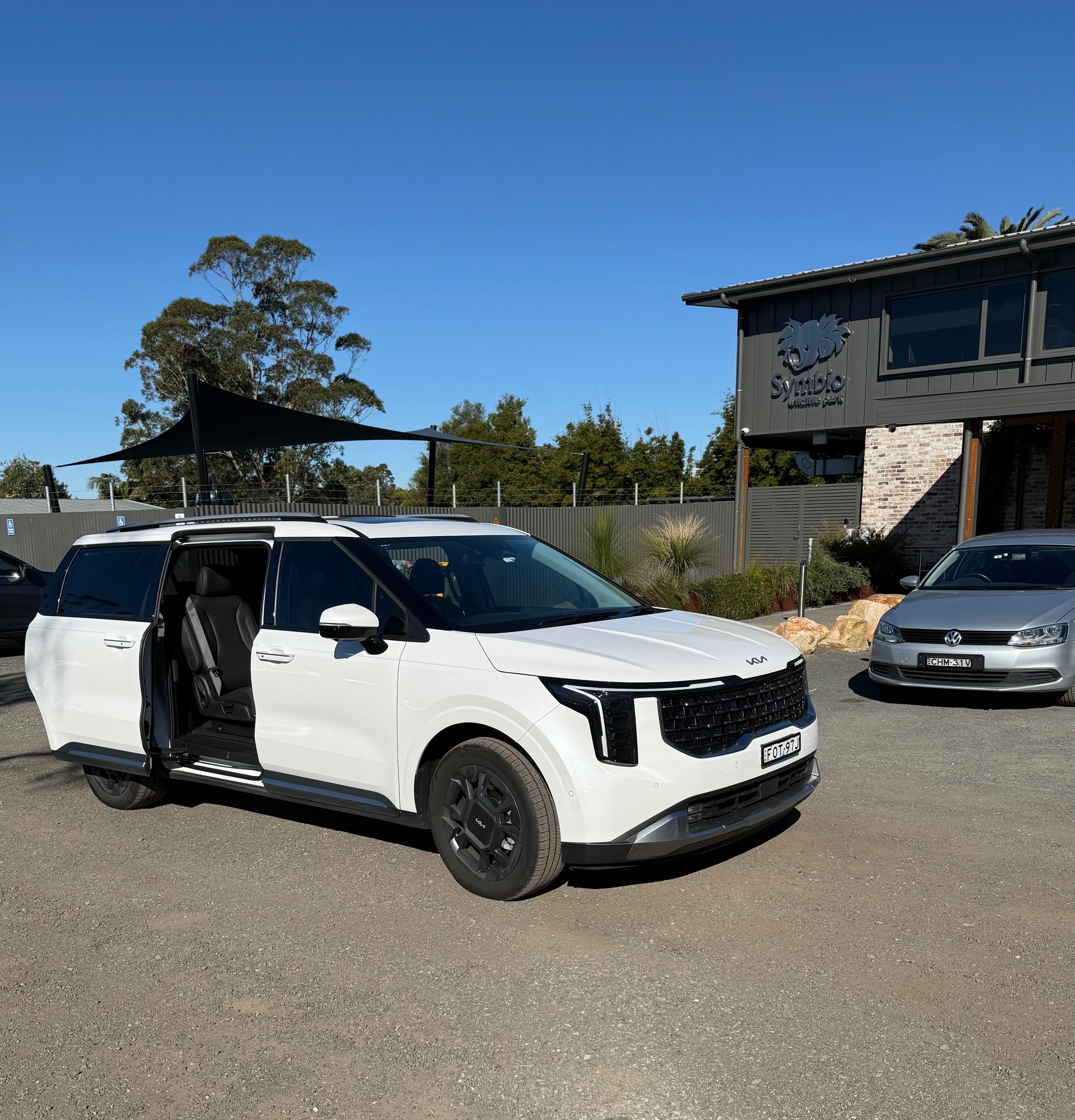 4 Hour Unlimited kms  Private Driver (1-7 People)