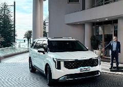 4 Hour Unlimited kms  Private Driver (1-7 People)