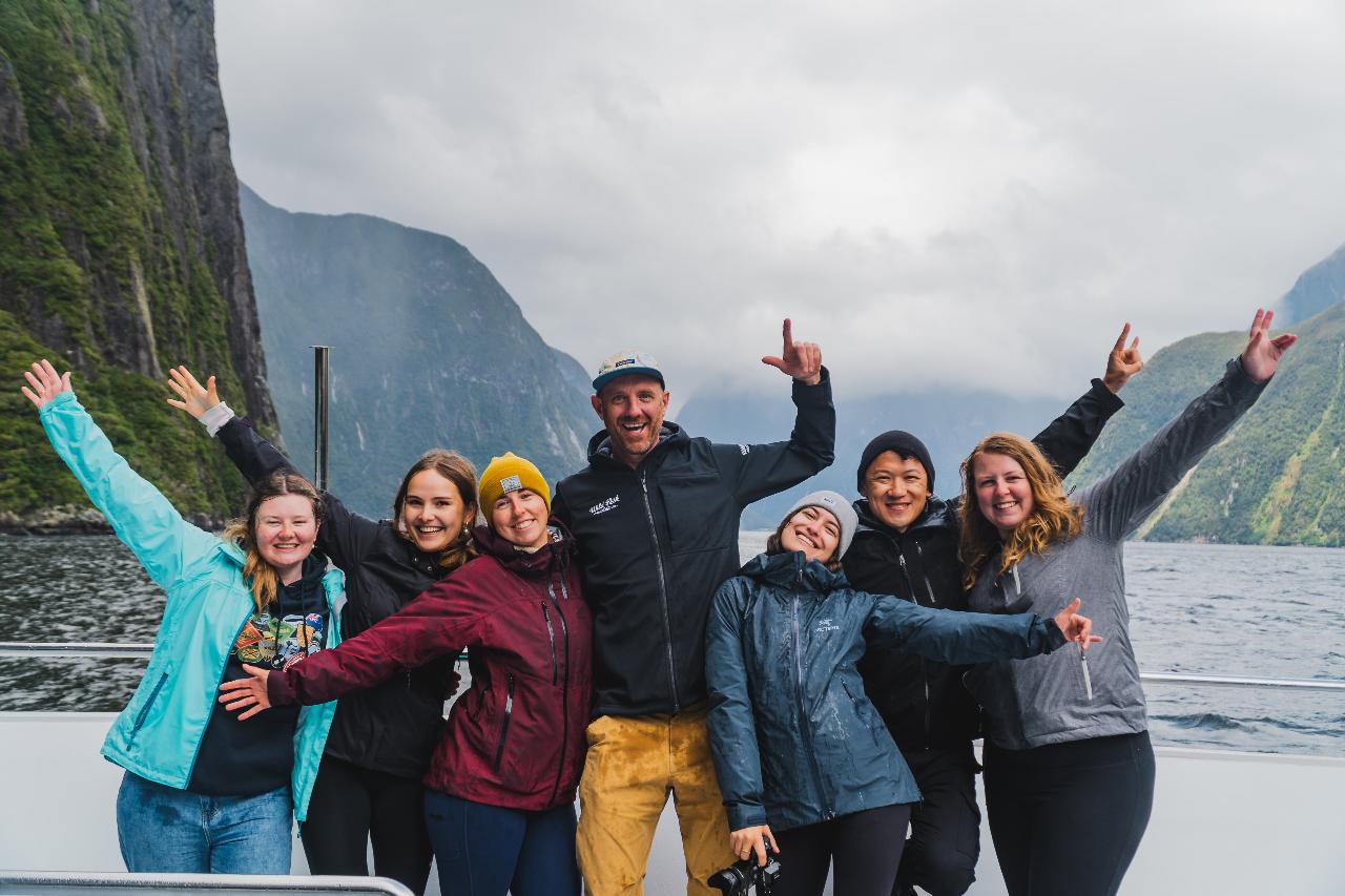 Milford Sound Tour: Cruise & Flight