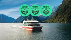 Milford Sound Tour: Coach & Cruise incl. Picnic lunch