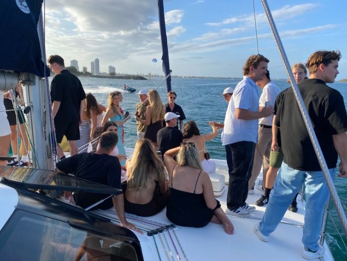 5 Hour Private Cruise (up to 30 pax)