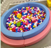 Solo ball pit - bright