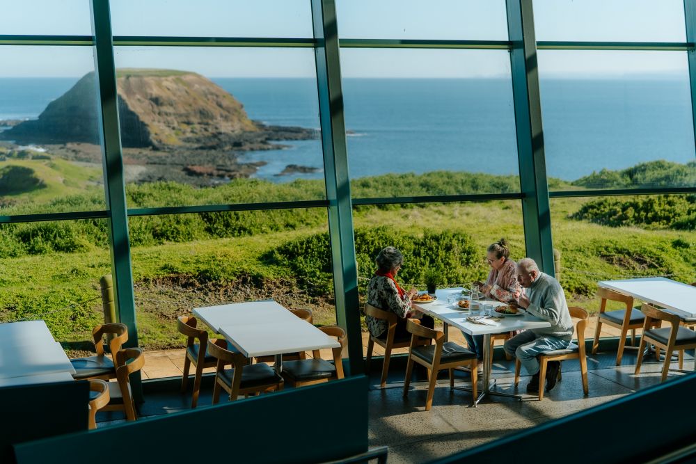 Depart Melbourne: Phillip Island Hop on Hop off and Penguins Day Tour