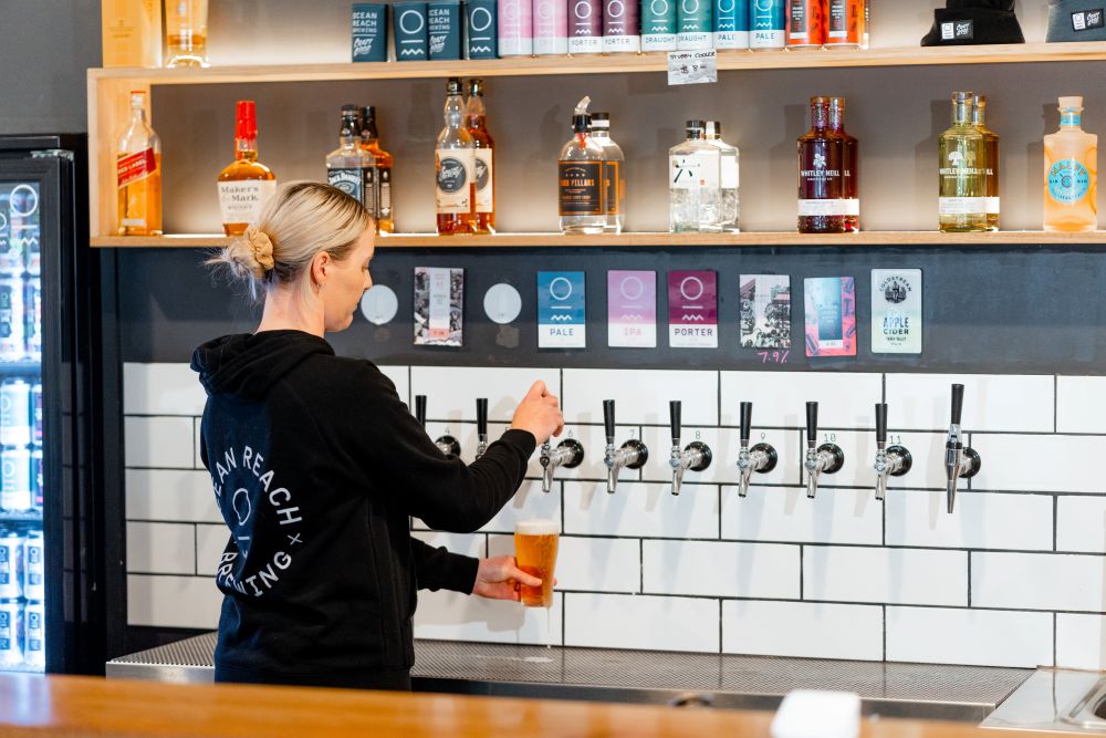 Depart Melbourne: Phillip Island Hop on Hop off and Penguins Day Tour