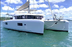  Luxury  Catamaran