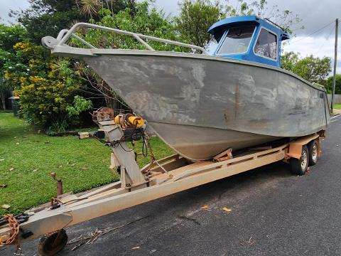 Cairns Marine Hire - Charlie 2