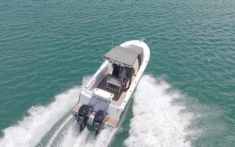 Half Day Fishing Charter for up to 5 people - 8 m center console - Price per person