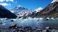 Aoraki Mt Cook National Park Day Trip with Driver - from Wānaka