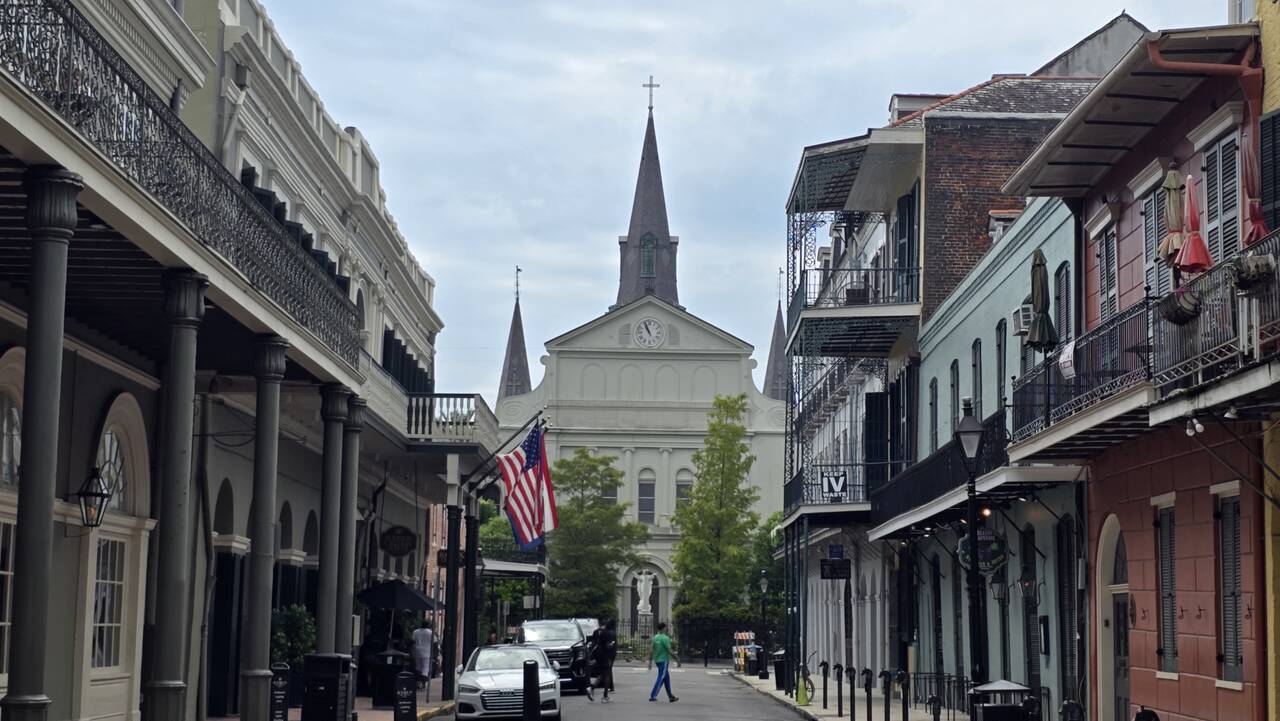 The French Quarter in FreeForm: A Tailored Stroll through the Vieux Carre'