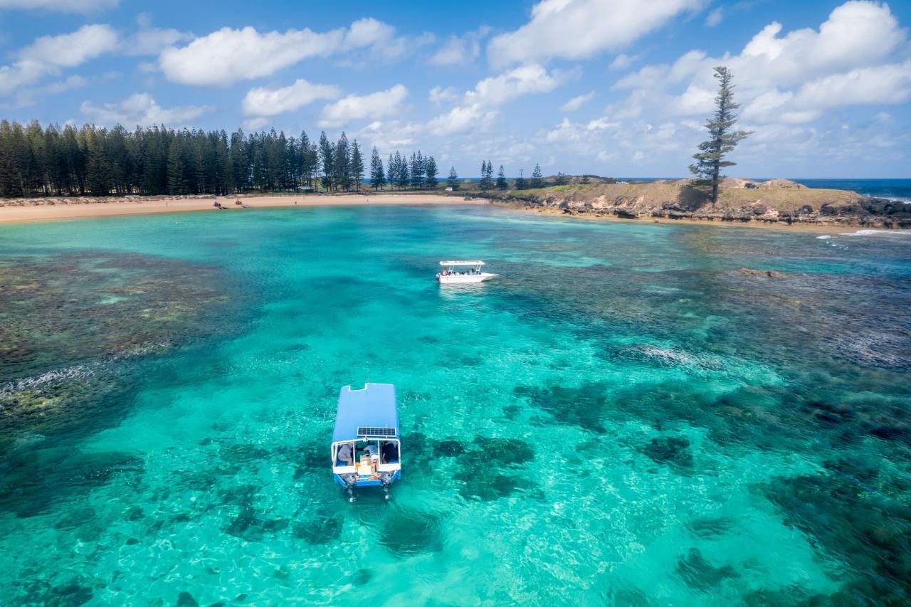 Glass Bottom Boat with Transfers