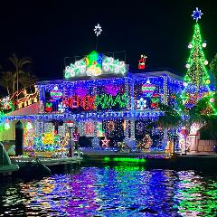 Mandurah Christmas Lights Cruise - 3:15pm Forrestfield, 3:40pm Riverton, 4:00pm Booragoon