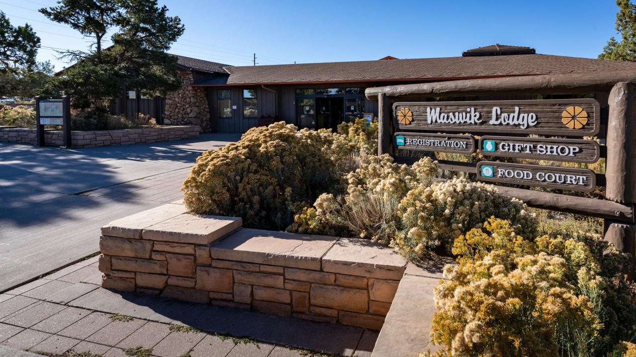 Maswik Lodge/North Kaibab Trailhead - South Rim to North Rim Shuttle