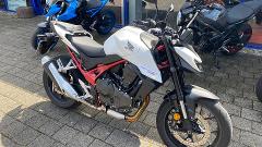 Honda CB 750 Hornet