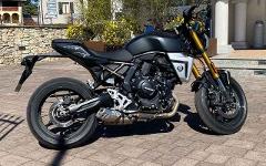 Suzuki GSX-8T (SCHWARZ)