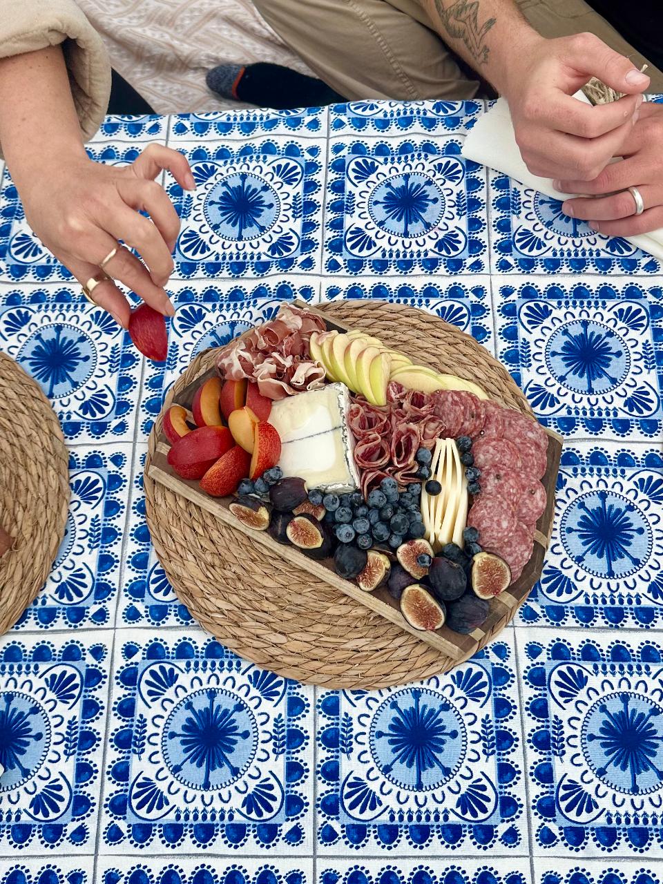 Picnic Add-On for Tour, Grazing Board and Drinks