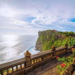 Ultimate Java to Bali Journey – Train, Volcanoes & Culture