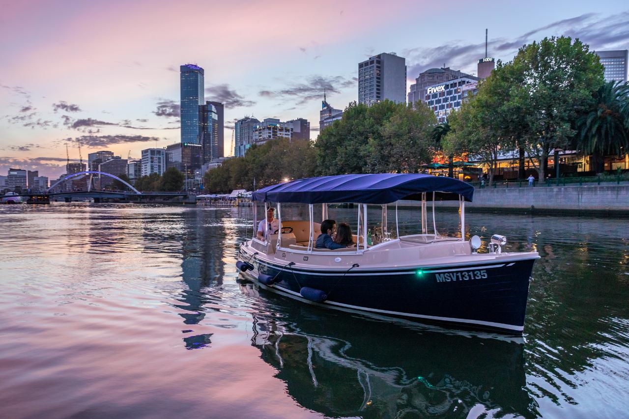 romantic dinner cruise melbourne