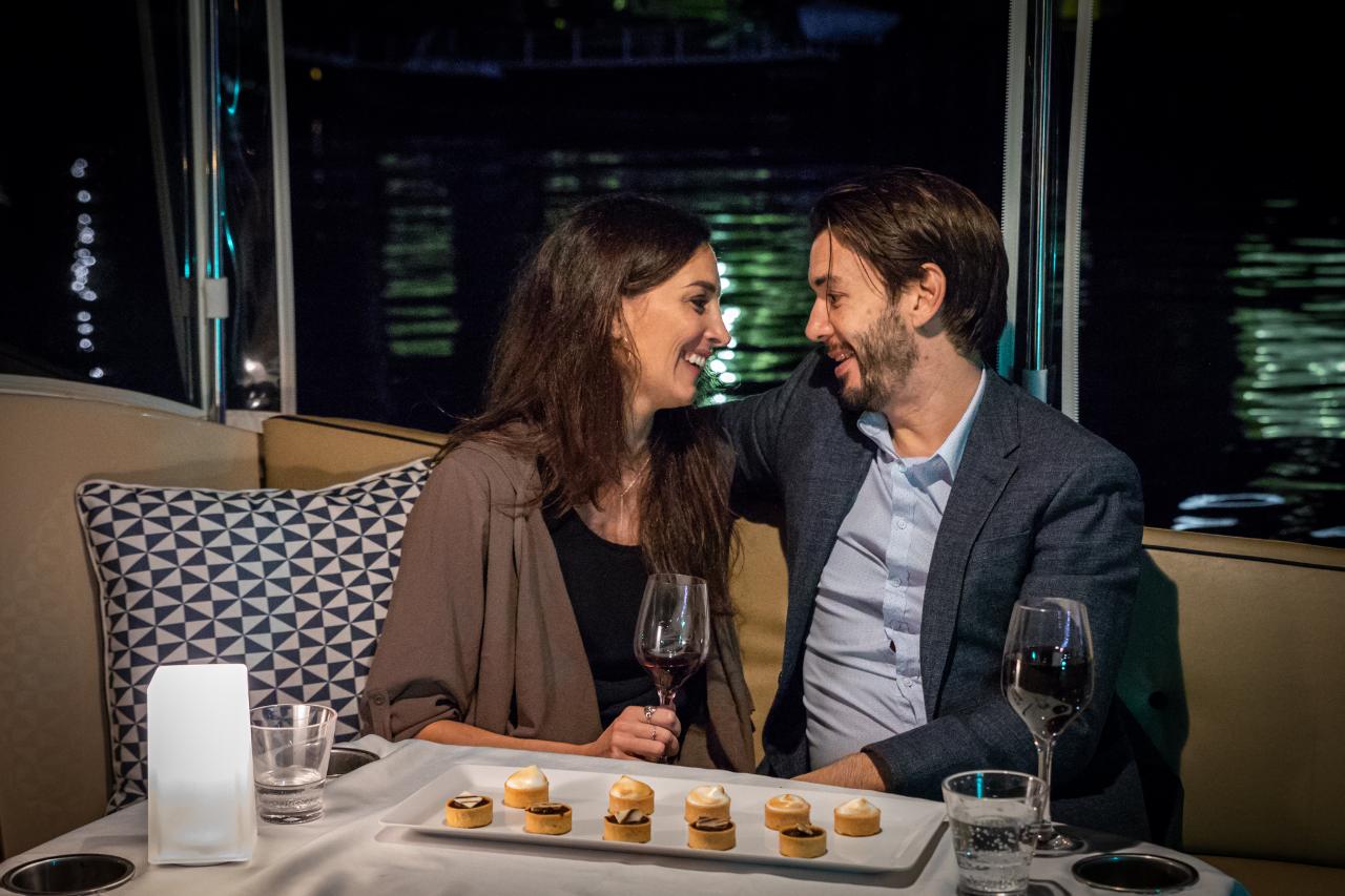 Valentines Day -Luxury Private Romantic Dinner Cruise For 2 