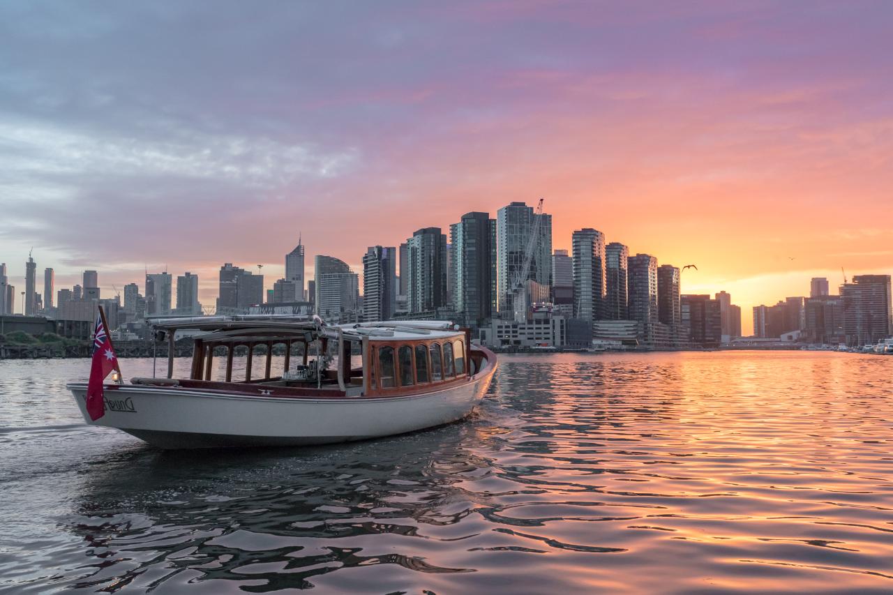 Melbourne's only Photography Cruise - Capture Melbourne from the best angle!