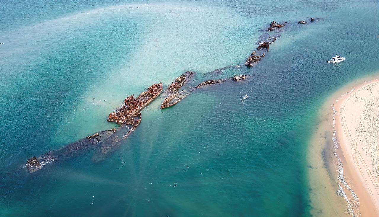 Hidden Gems - Moreton Island Swim Cruise